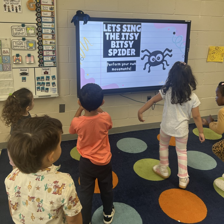 Students singing the Itsy Bitsy Spider