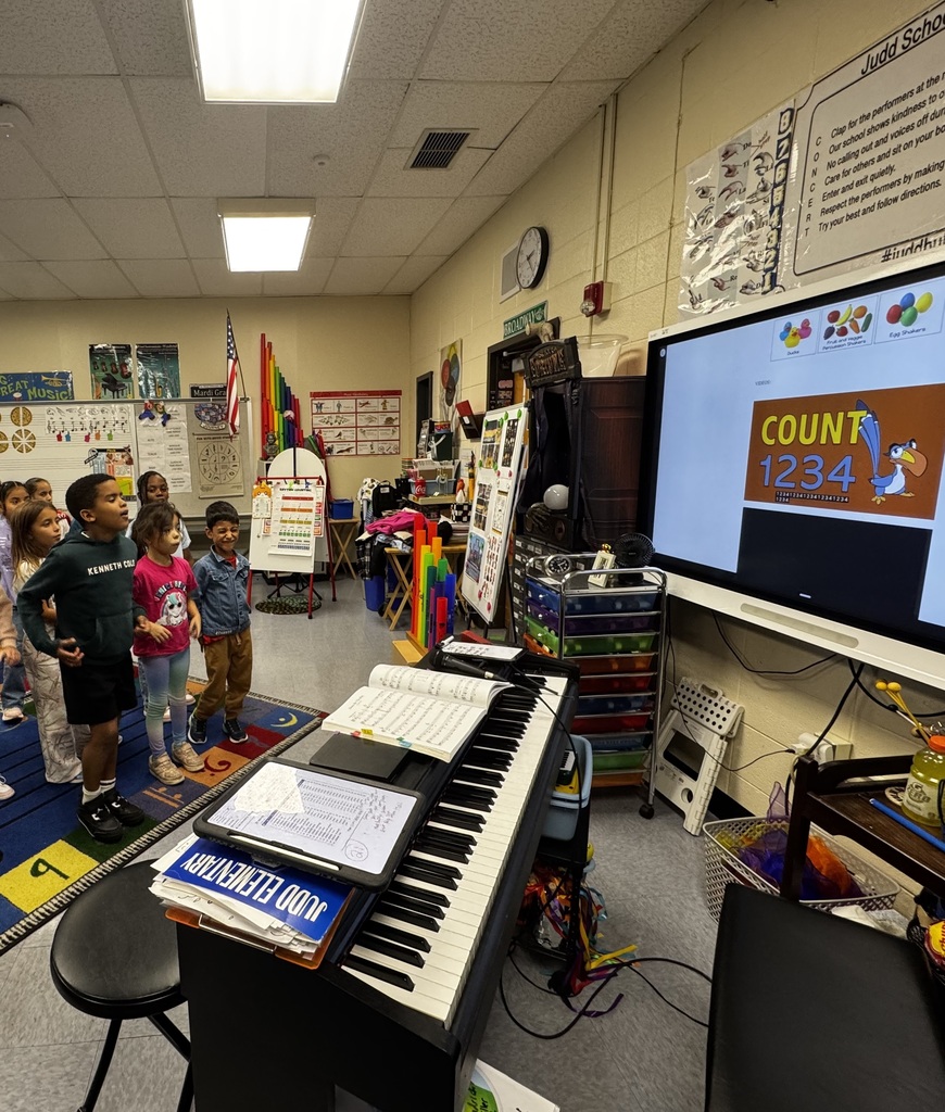 Students practicing Time signatures 