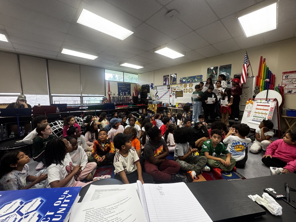 Students in large group in classroom