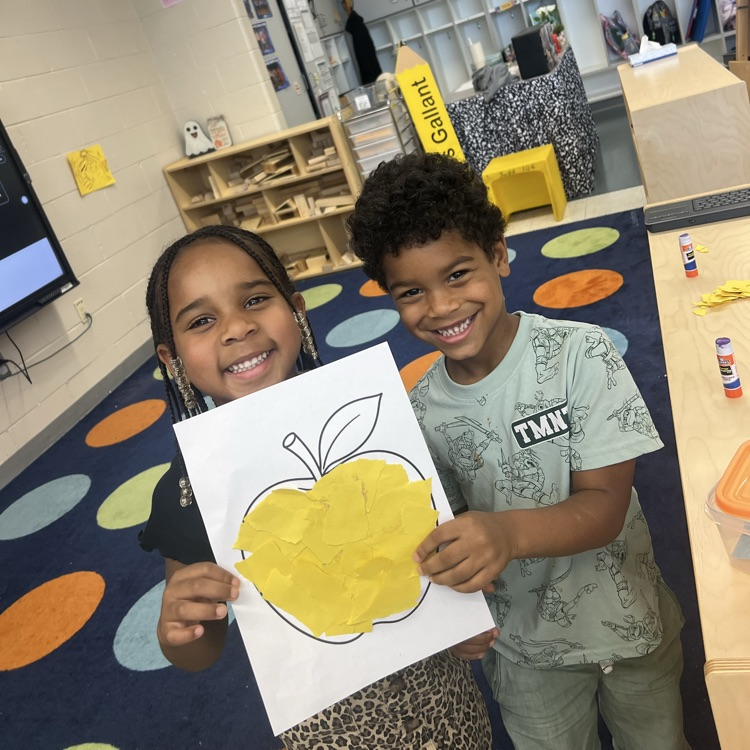students working apple craft