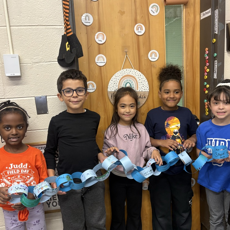 Students holding up a  Respect chain! 