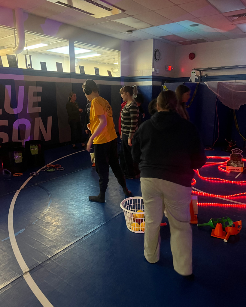 Unified/Adapted Physical Education students playing  ring toss