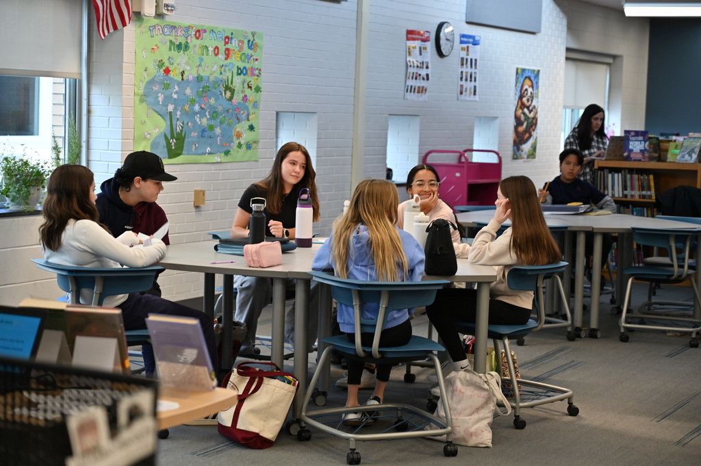 Students teaching kids