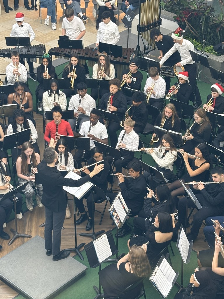 SMS 8th grade performing at colonie center