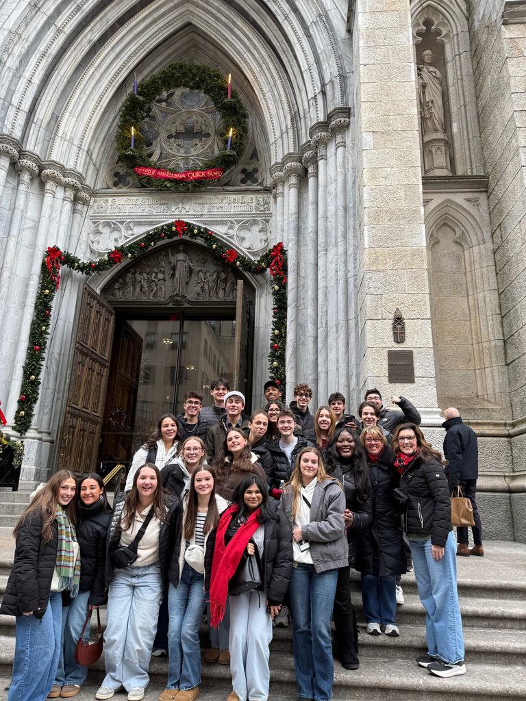Mama mia cast visits new york city