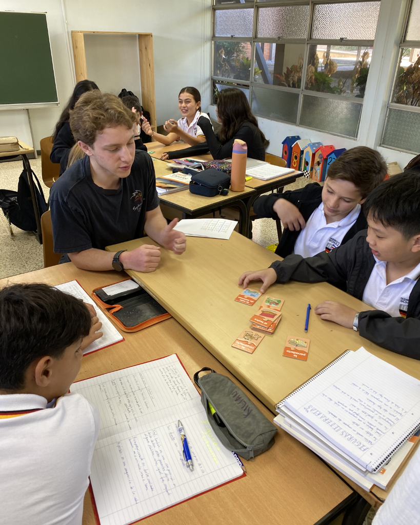 SHS students with Costa Rican students