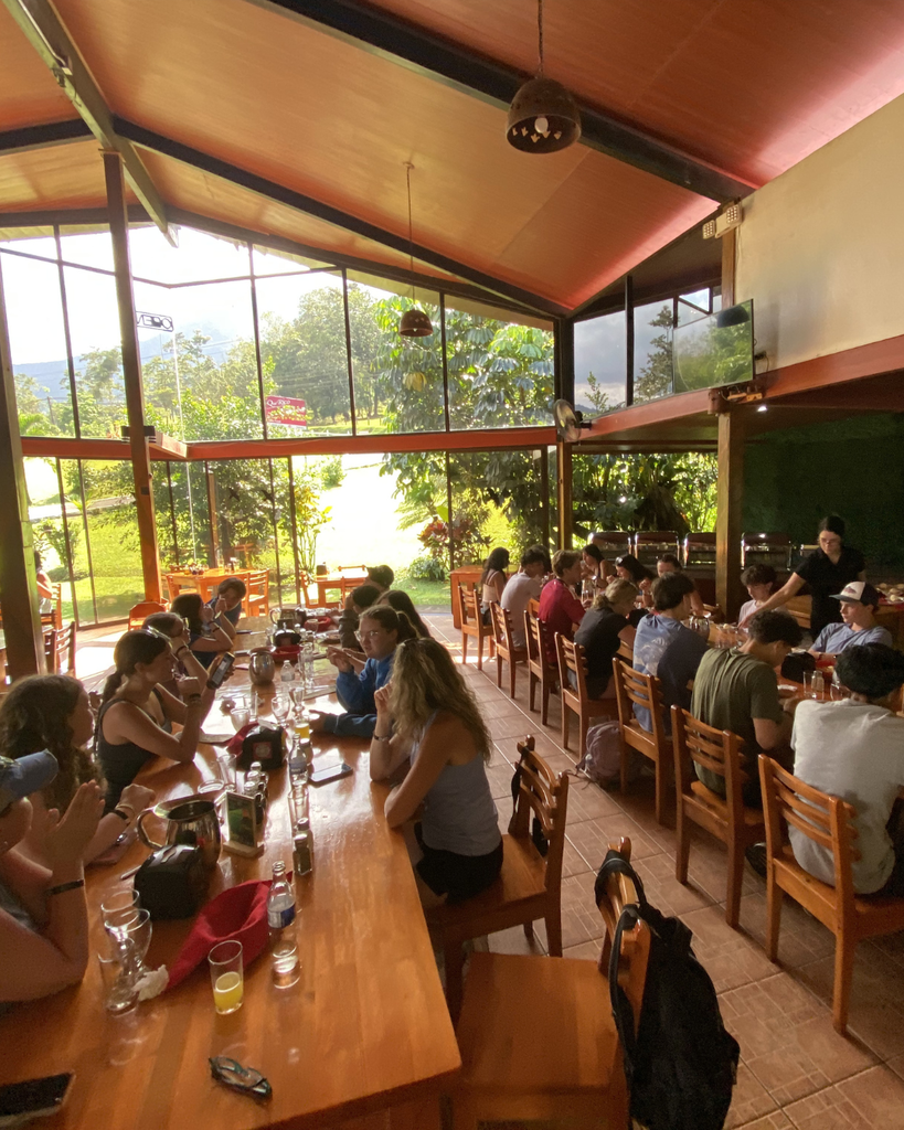 SHS students enjoy meal