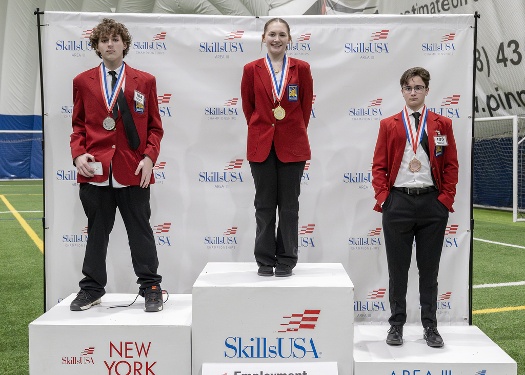 Elijah Goldberg with Bronze Medal