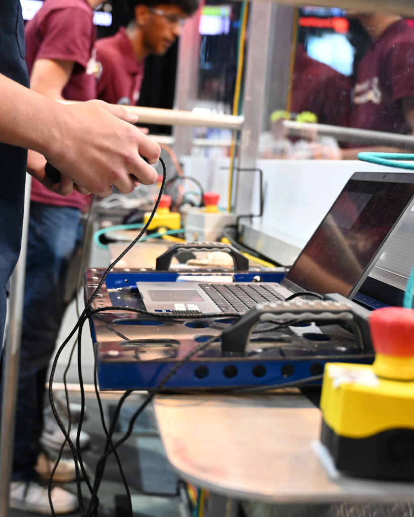 2791 competitor moving the robot via remote control