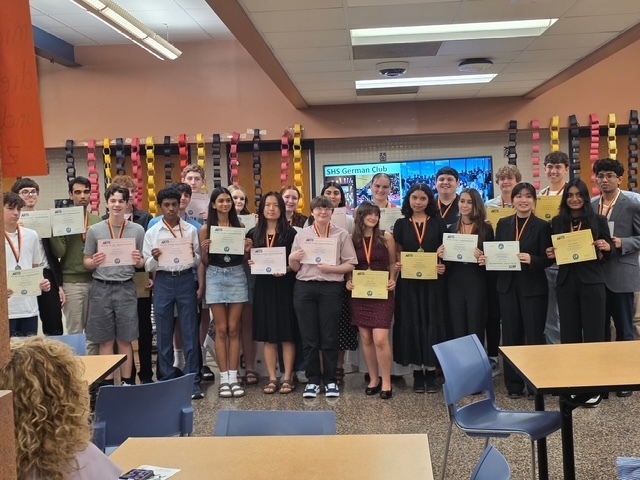 German Club students