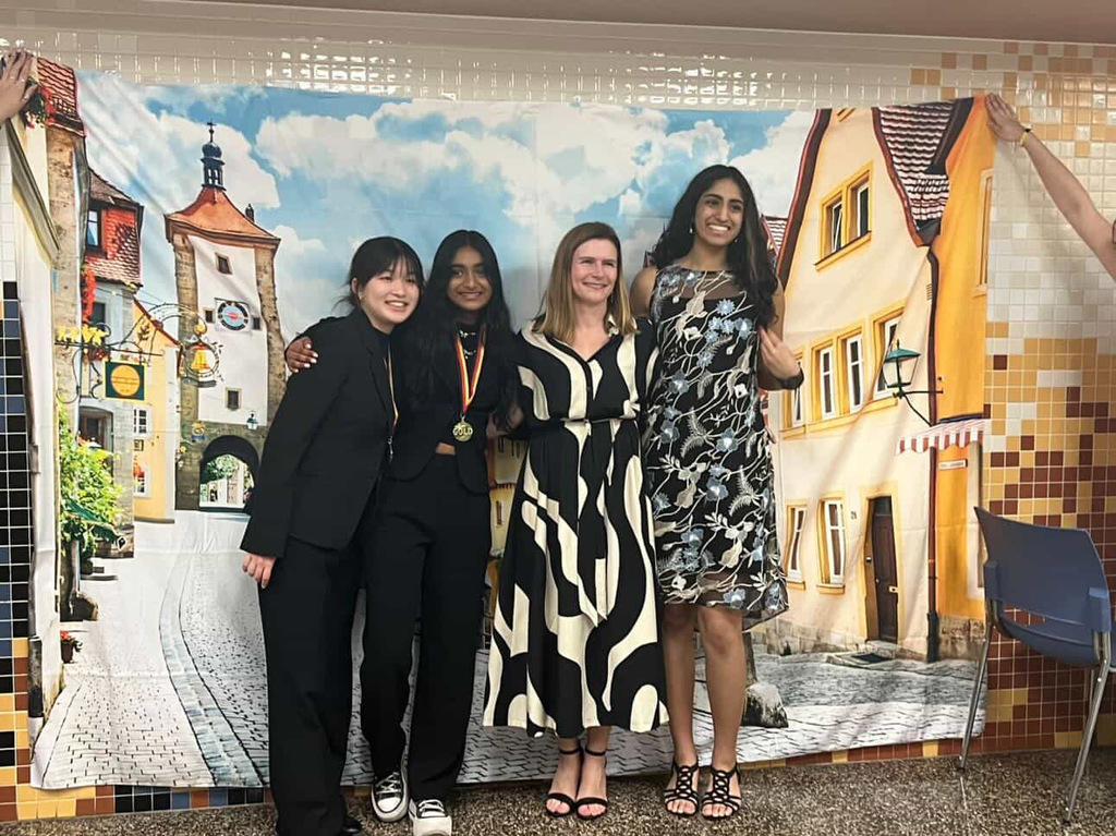 German Club students