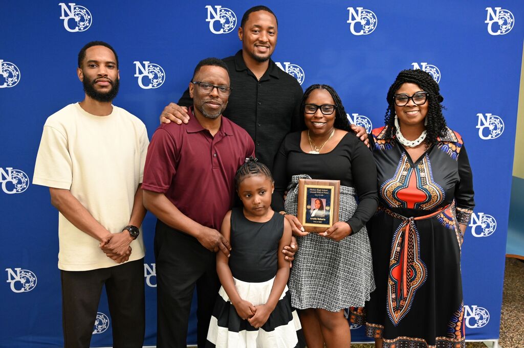Alumni Hall of Fame arielle roberts and family