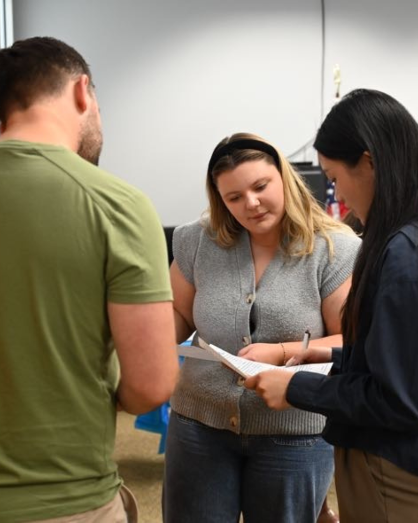 Second year practitioners discuss with one another