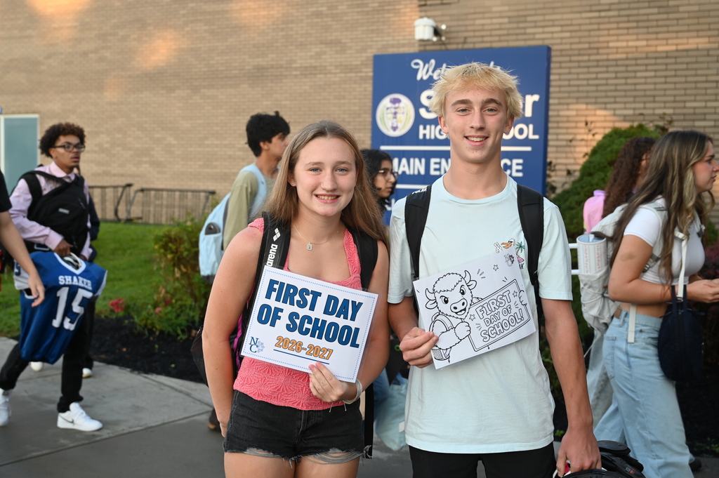 Shaker High students on First Day of School