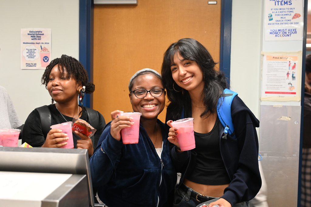 Shaker High students enjoy pink drinks