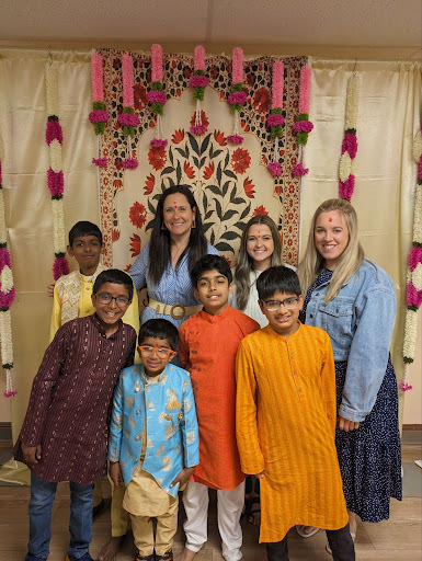 Teachers and students enjoy their time together at the Guru Vandana ceremony.