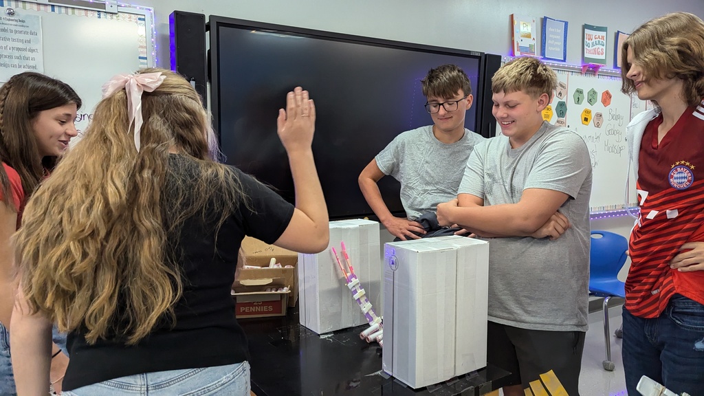 Mrs. Wade's 8th Grade Bridge Building Contest 2025