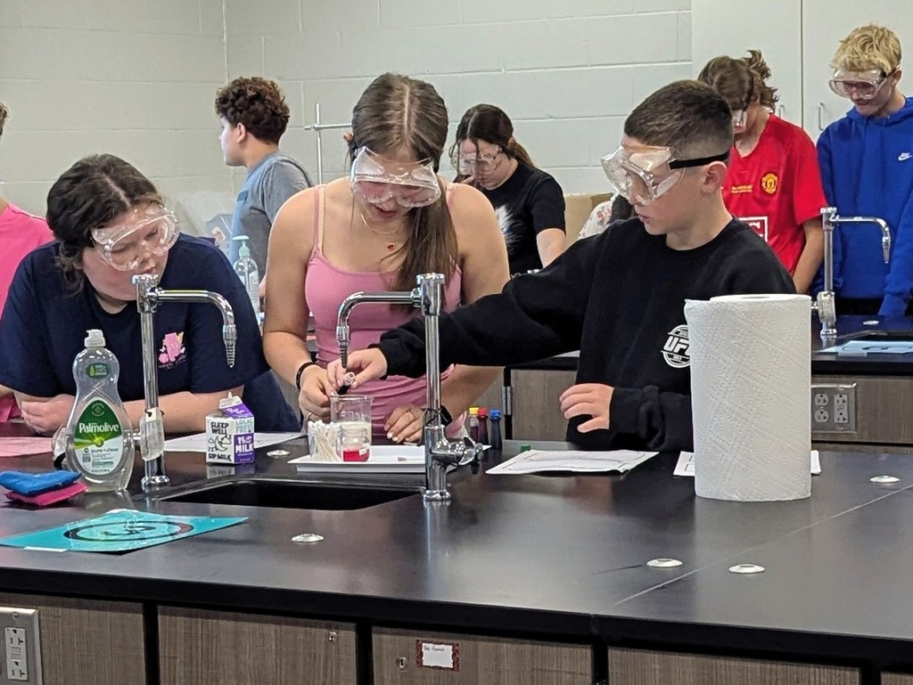 NHMS 8th Grade Potions Lab, with NHHS Student Austin Ward