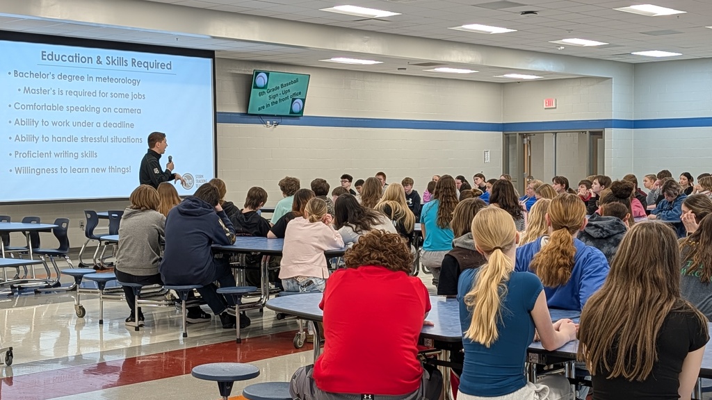 WAVE TV Meteorologist Ryan Hoke  Visits NHMS 8th Graders