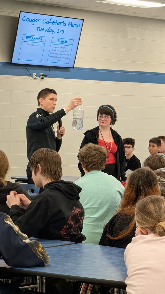 WAVE TV Meteorologist Ryan Hoke  Visits NHMS 8th Graders