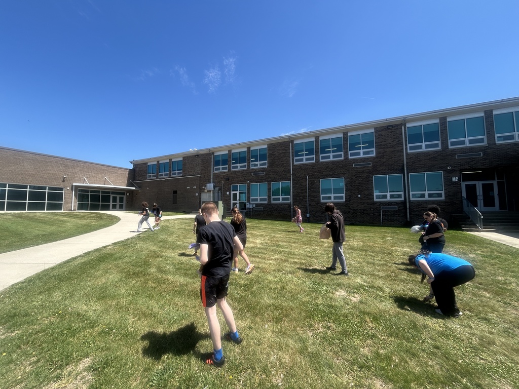 Earth Day -Mrs. Thompson's Class Keeping the Earth Clean