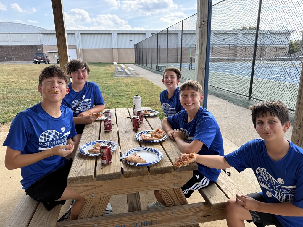 The NHMS boys tennis team finished up their season!