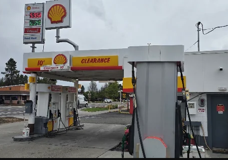 Brian Earls Shell Station