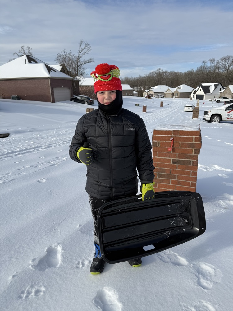 Enjoying that wintery magic!❄️. Looks like so much fun!!!❤️