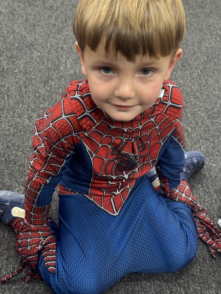 Summer care had lots of spooky fun for Summerween!!