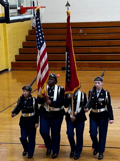 students JROTC training