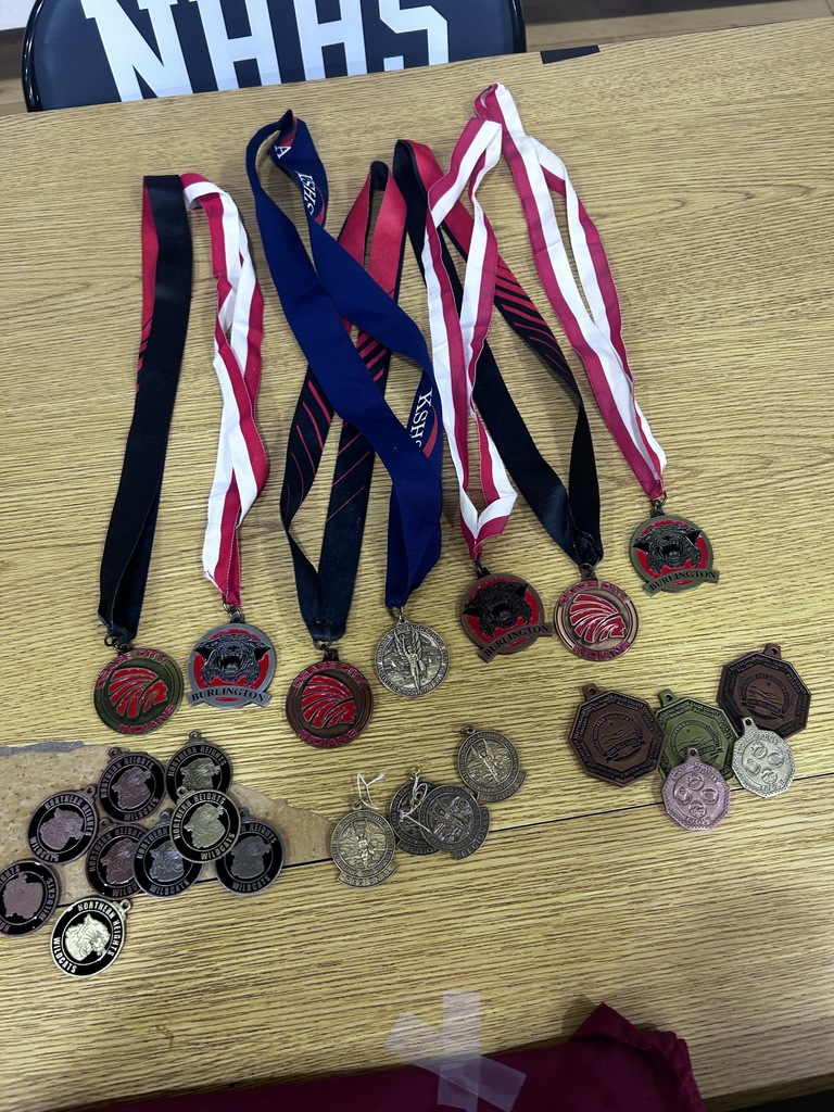 Laura’s accolades include all state in the 4x8, 3x regional champion, and 6 time individual state qualifier in track and cross country combined.