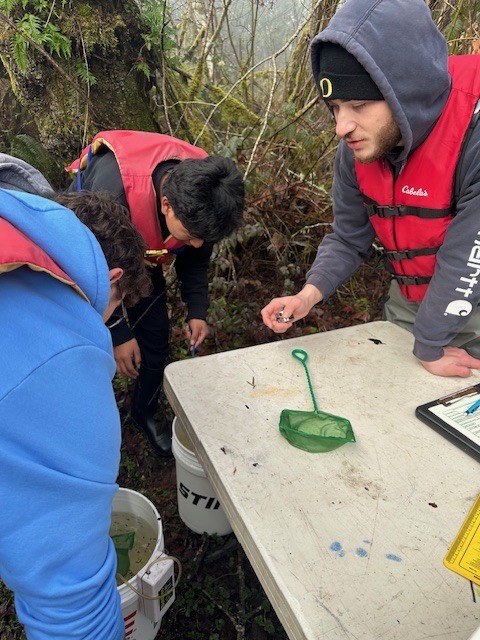 Aquaculture Class on Union River