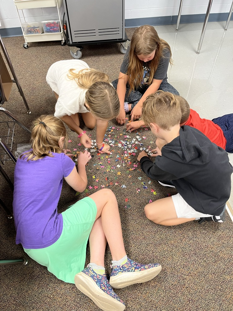 Puzzle team building