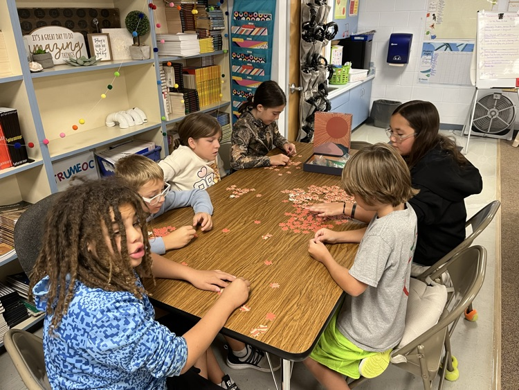 Collaborating on a 500 piece puzzle