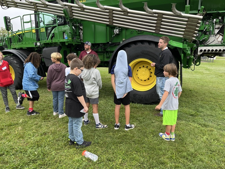 Fertilizer spray rig
