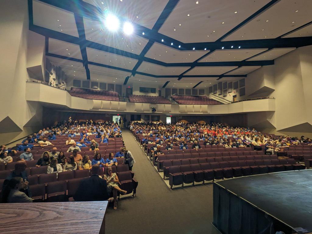 NPPS Staff arriving for District Welcome.
