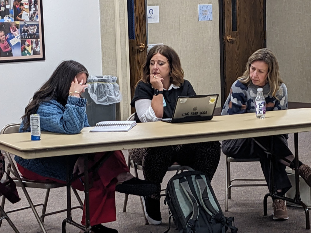 Teachers collaborating during District Guiding Coalition.