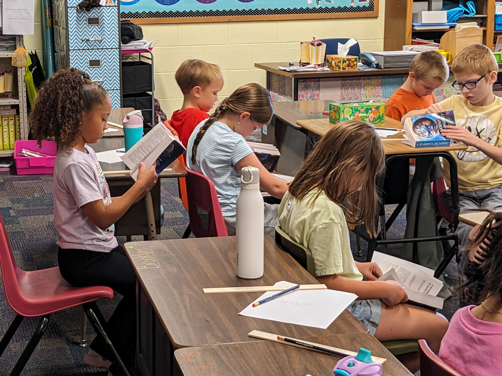 Elks delivering dictionaries at Eisenhower Elementary