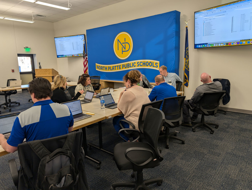 Secondary group planning for PLC in AdCo