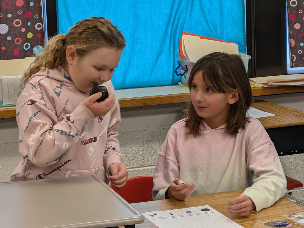 Cody students sending directions over radio