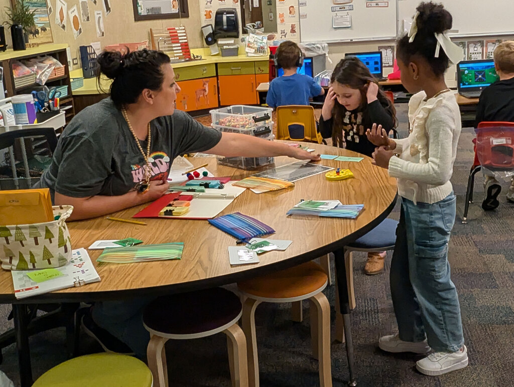 Eisenhower students choosing reward