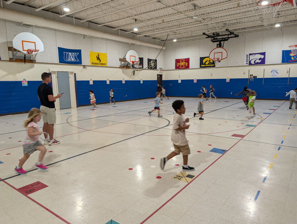 PE class playing a game