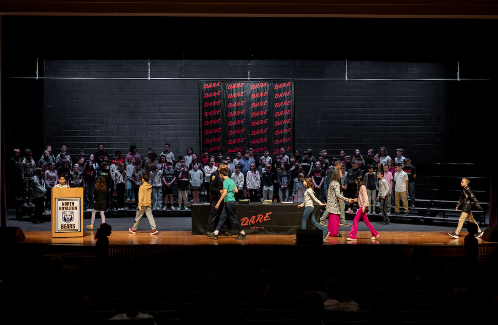 North Royalton Fifth Graders Celebrate D.A.R.E. Graduation and Commitment to Healthy Choices