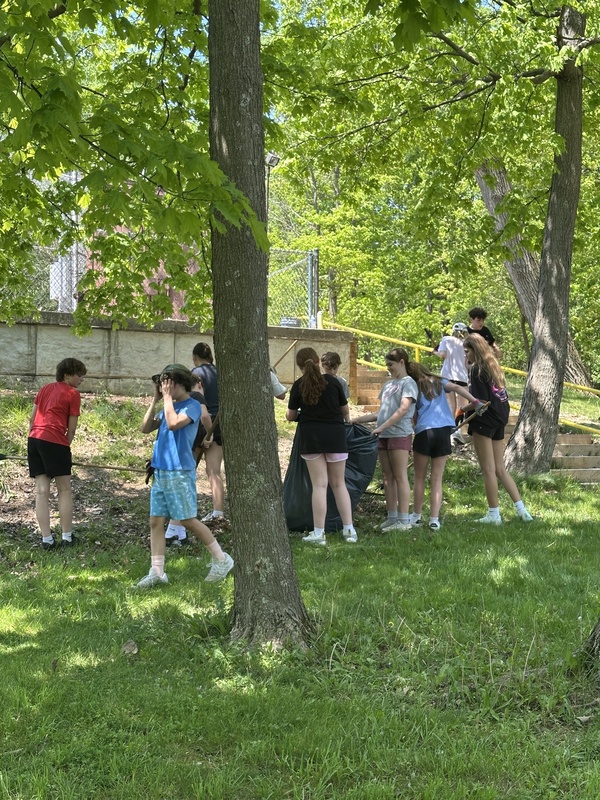 North Royalton Middle School Sixth Graders Make a Lasting Impact Through Community Service Days