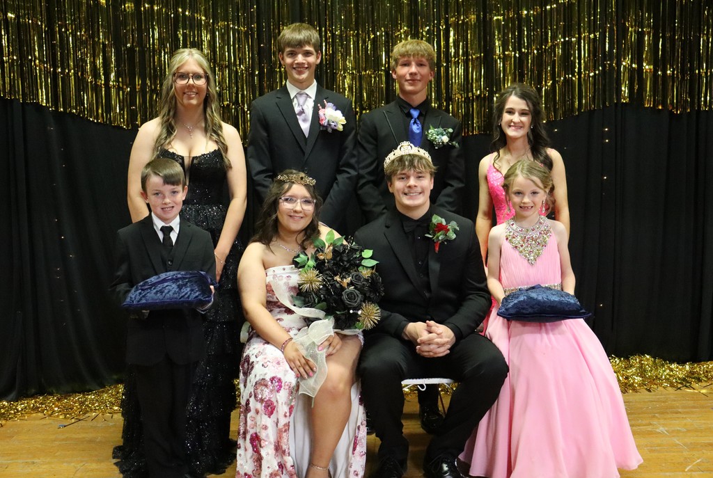 prom court