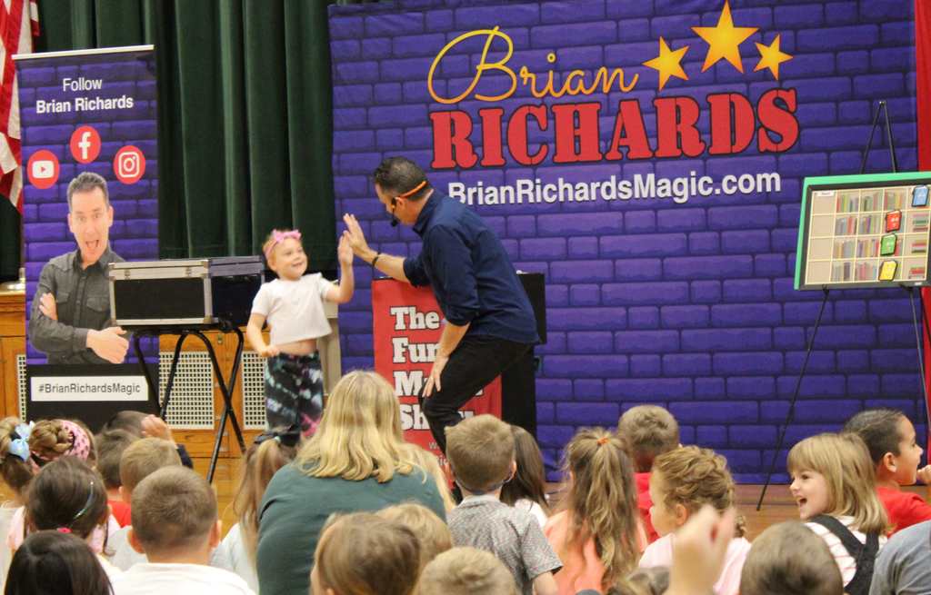 Brian Richards magic show