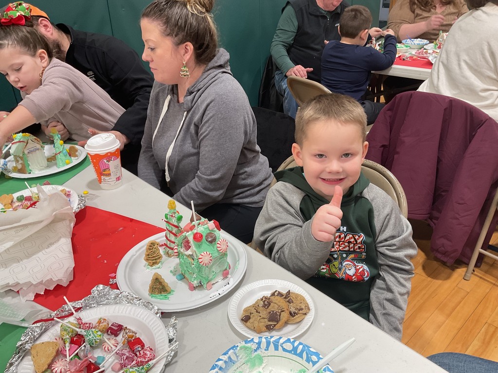 Kindergarten gingerbread family event