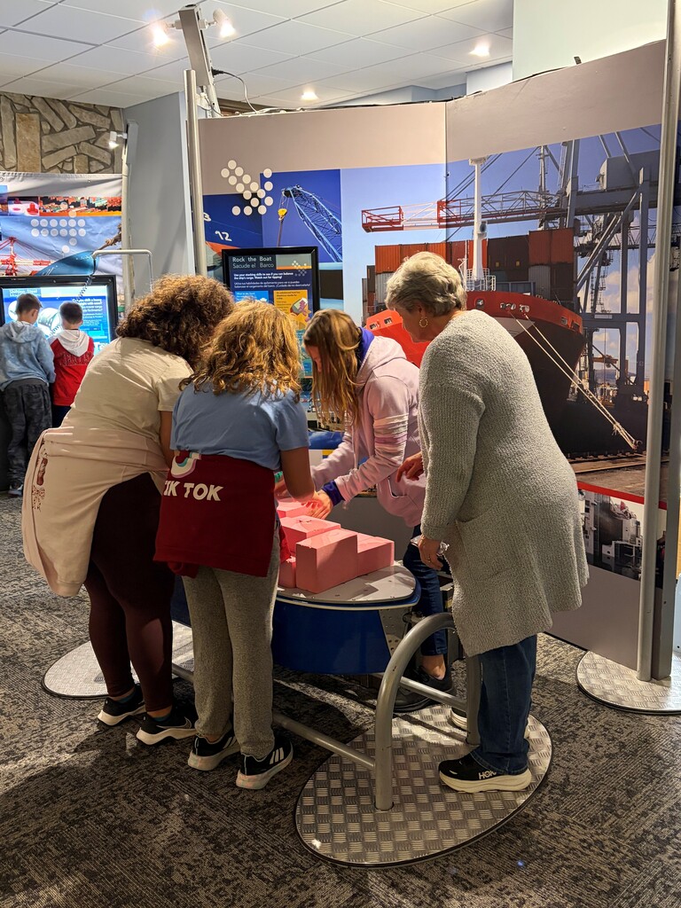 MS Kids at Hansen Museum