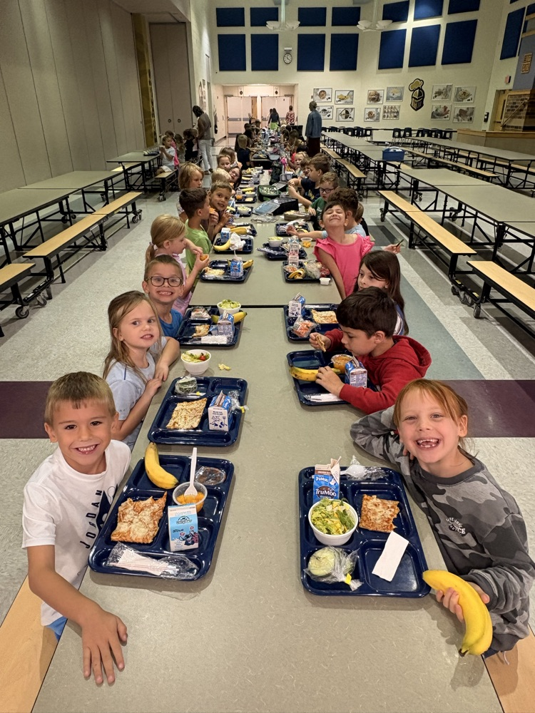 Back at lunch!! 