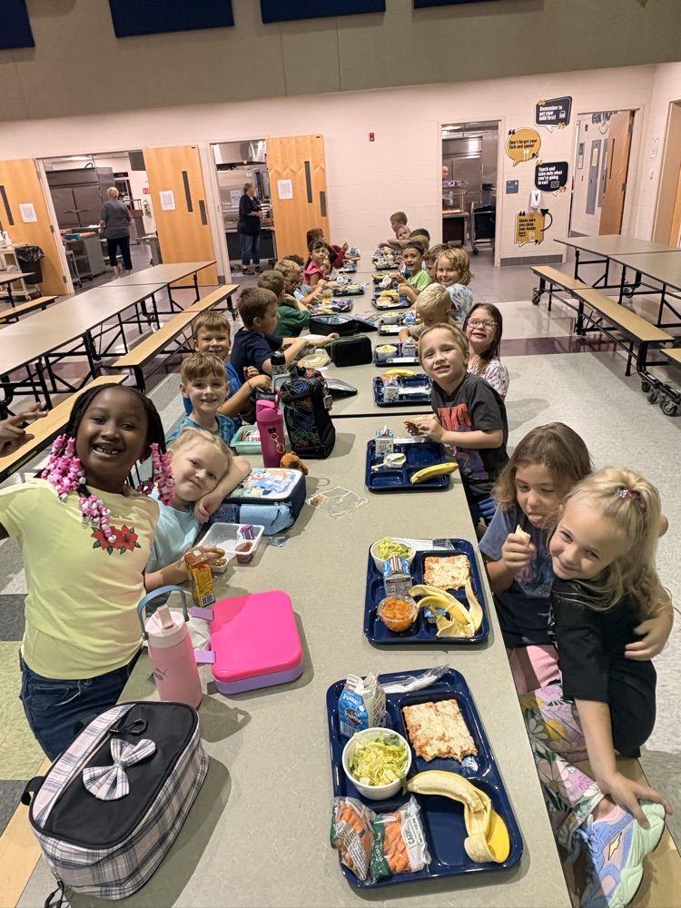 Back at lunch!! 